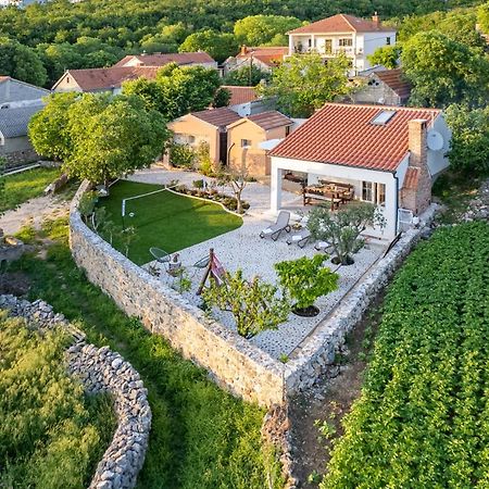 Holiday Home - Villa Thorak Anic ภายนอก รูปภาพ