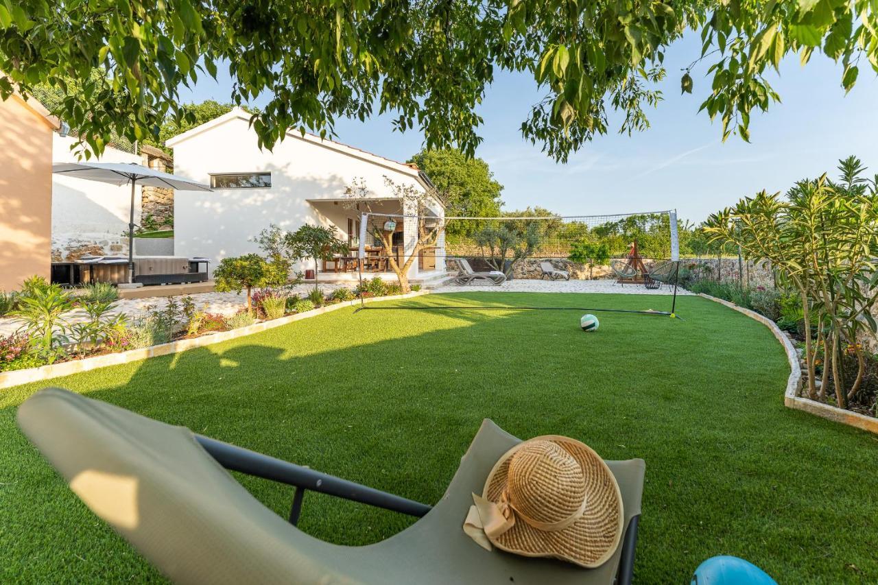 Holiday Home - Villa Thorak Anic ภายนอก รูปภาพ