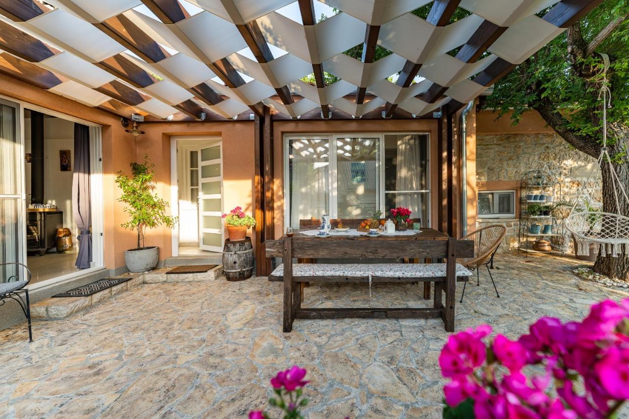 Holiday Home - Villa Thorak Anic ภายนอก รูปภาพ