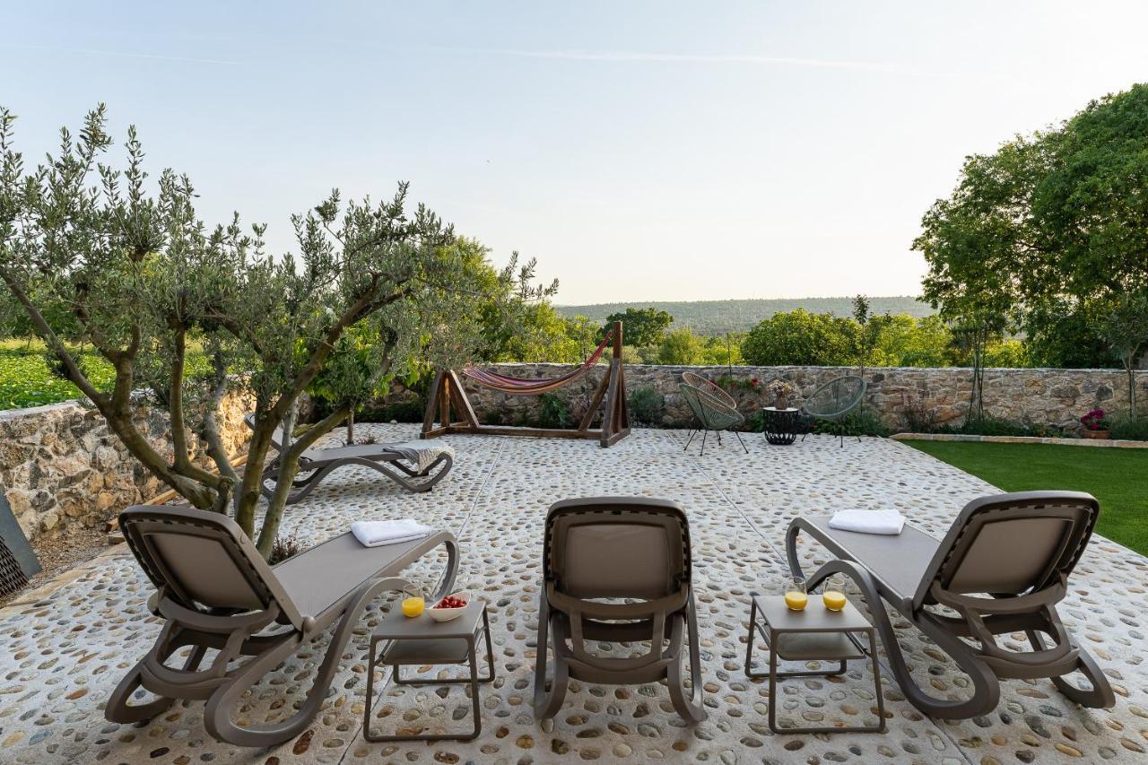 Holiday Home - Villa Thorak Anic ภายนอก รูปภาพ
