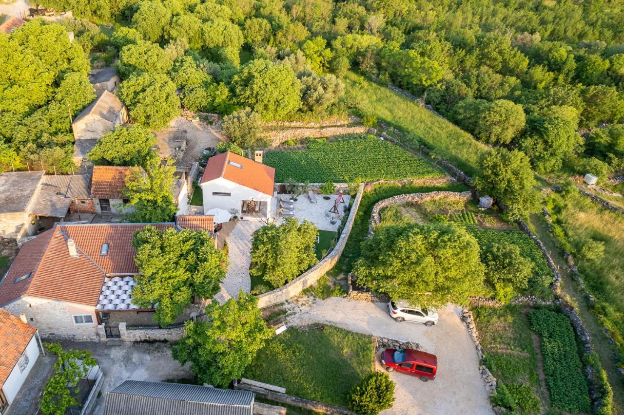 Holiday Home - Villa Thorak Anic ภายนอก รูปภาพ